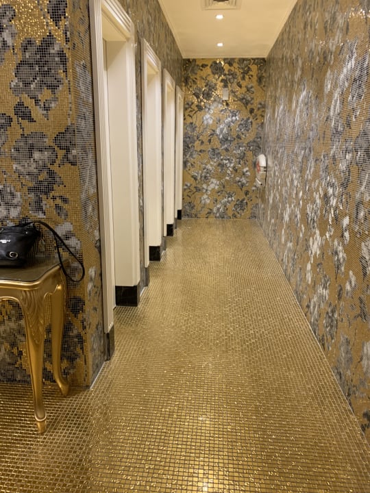 Sonstiges Azura Deluxe Resort & Spa Hotel