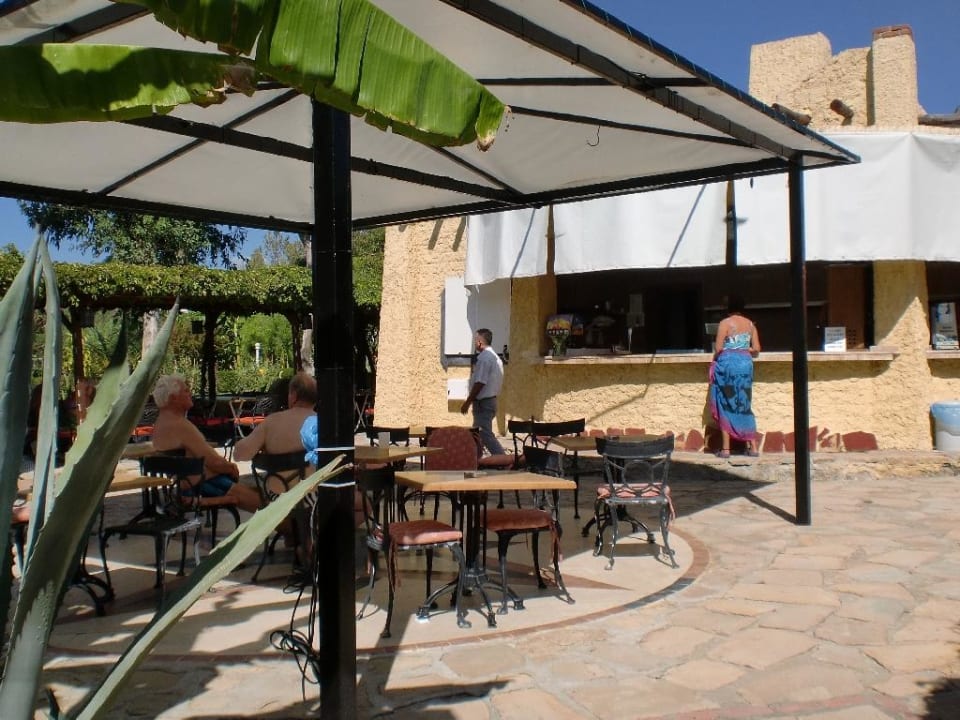 Strandbar Iz Flower Side Beach Hotel