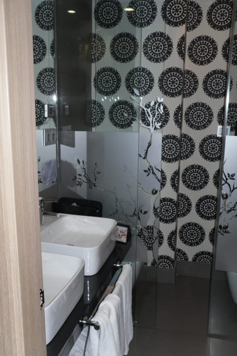 Bad Zimmer 203 Hotel Vincci Selección Posada del Patio