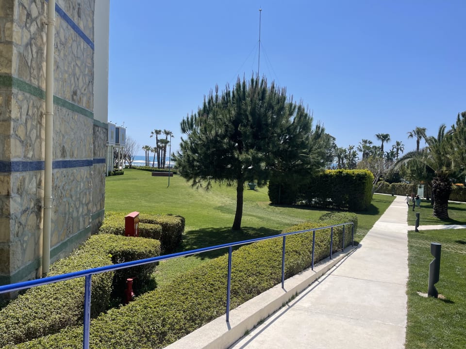 Gartenanlage ROBINSON PAMFILYA