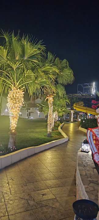 Gartenanlage Protels Crystal Beach Resort