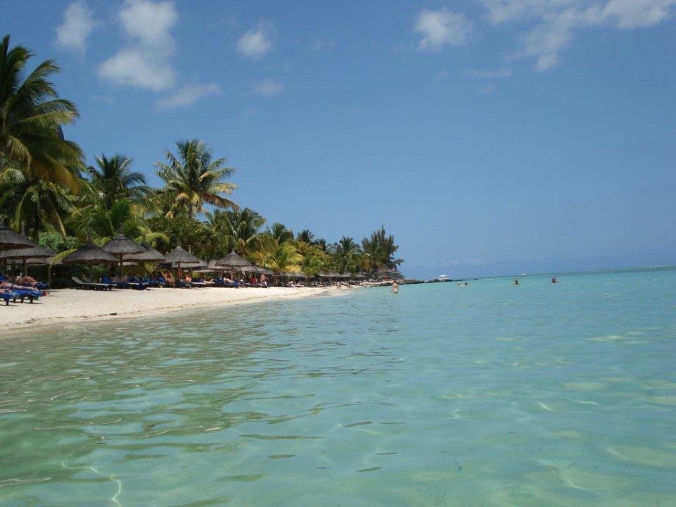 Strandaussicht aufs Hotel am Meer Villa Seewoo