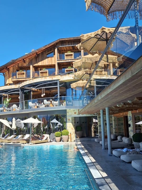 Pool Wellnesshotel Engel