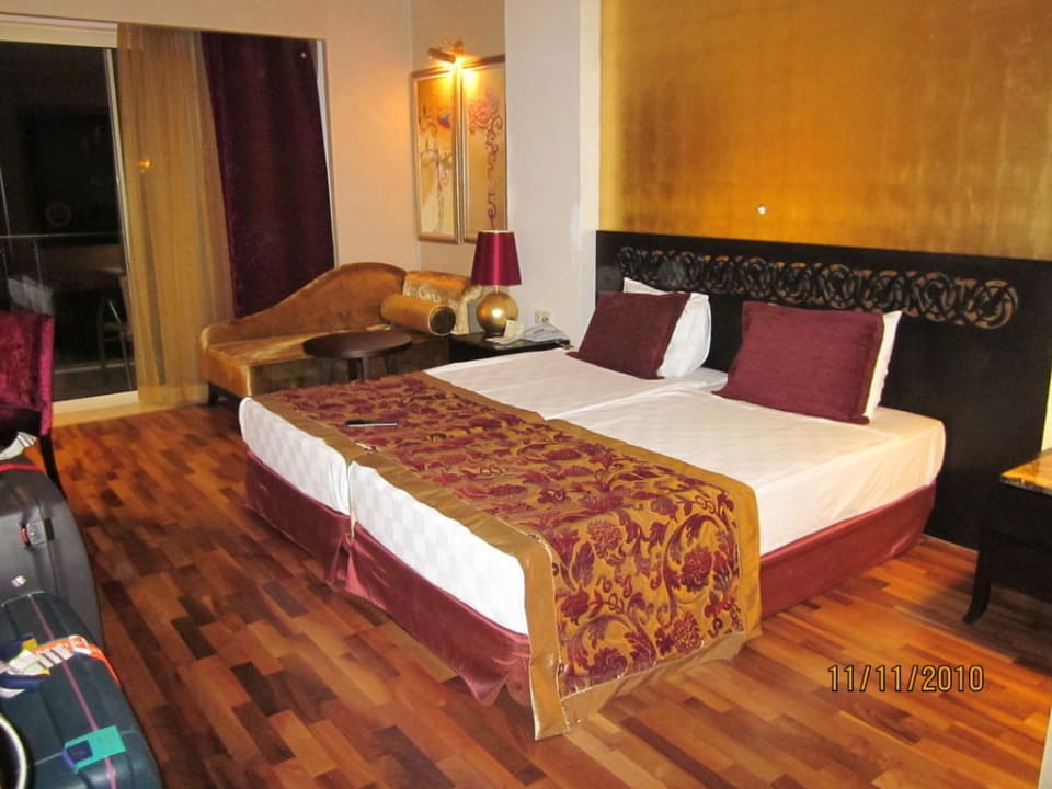 Bett (sehr bequem) Horus Paradise Luxury Resort & Club