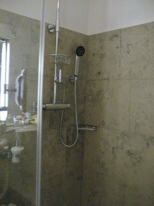 Dusche Steigenberger Icon Grandhotel Petersberg