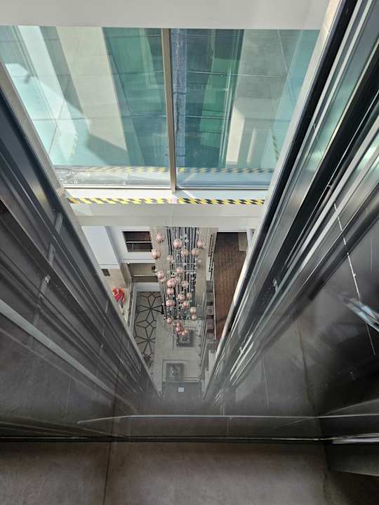 Lobby Side Sunport Hotel & Spa