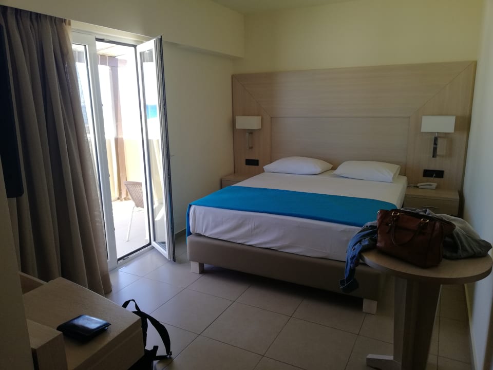 Zimmer Hotel Aphrodite Beach Club