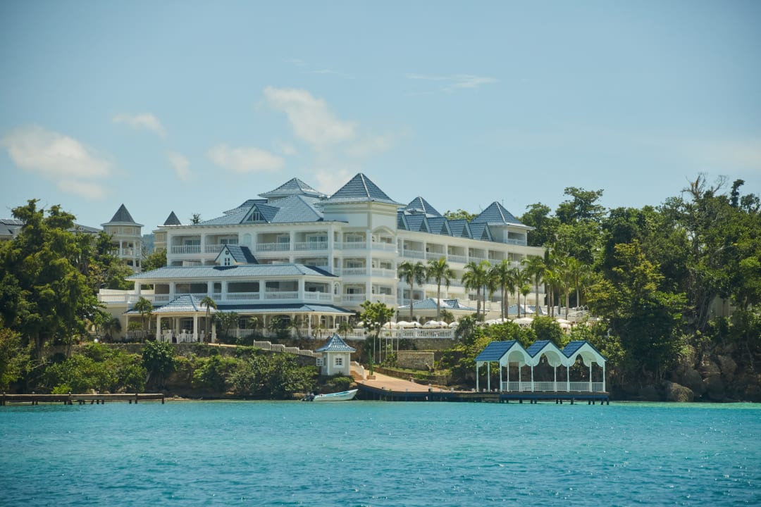Außenansicht Cayo Levantado Resort