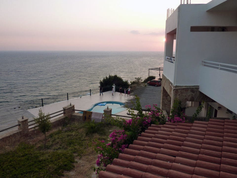 Blick vom Balkon Triopetra Yoga Retreat