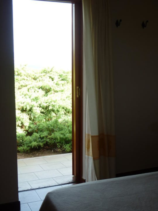 Ausblick aus dem Schlafzimmer Park Hotel Cala di Lepre & Spa