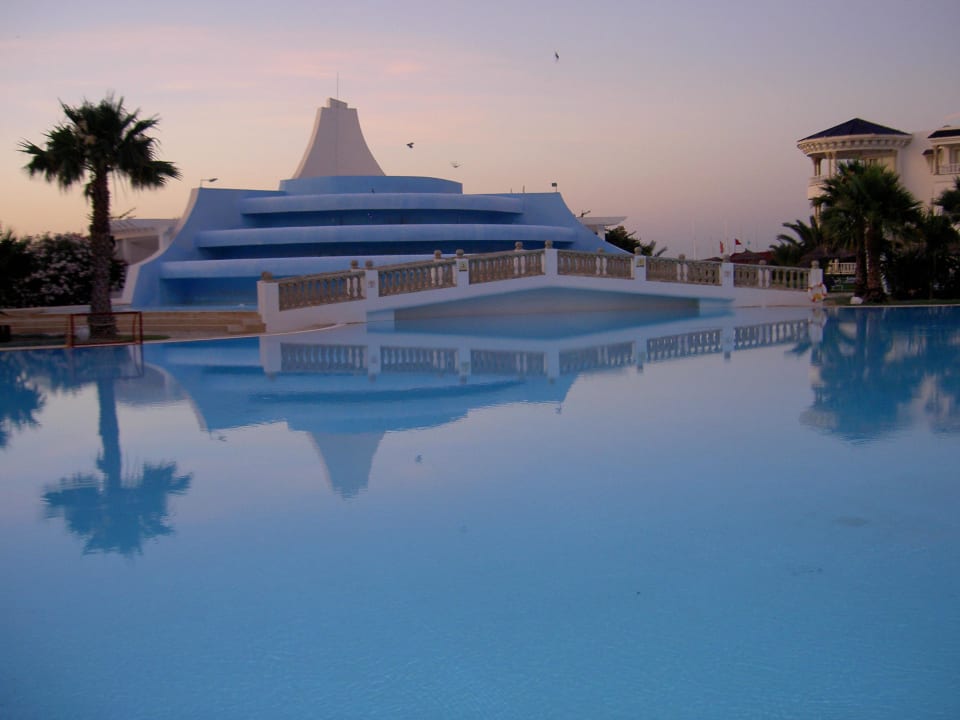 Pool Royal Tulip Taj Sultan