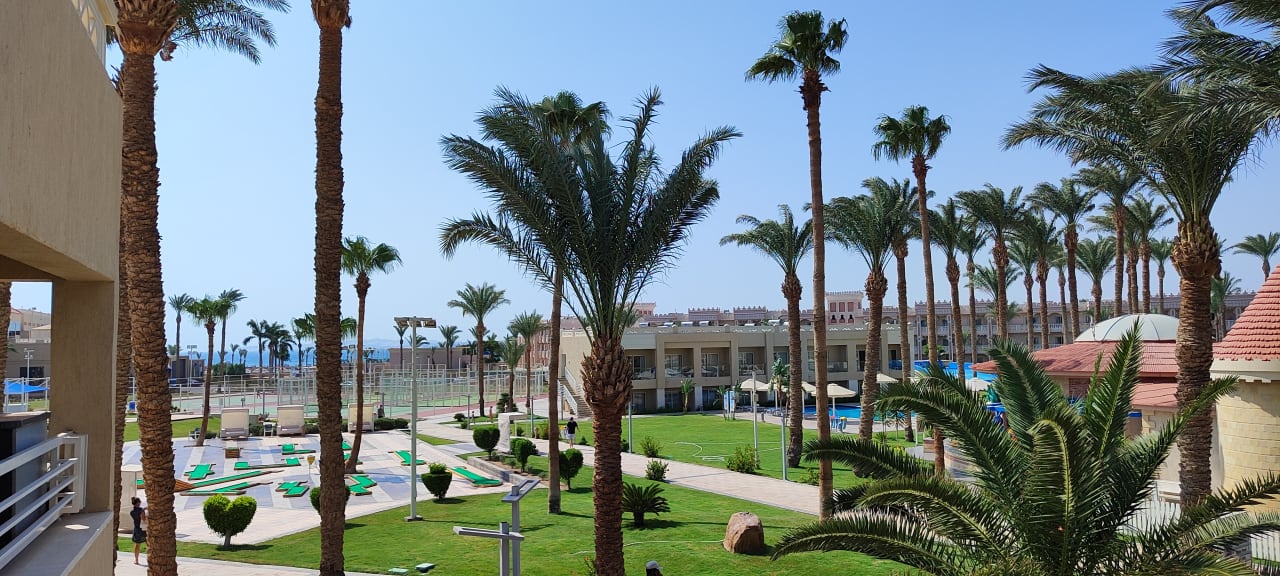 Gartenanlage Beach Albatros Resort