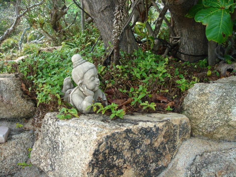 Kleine Strandwache Santhiya Koh Phangan Resort & Spa