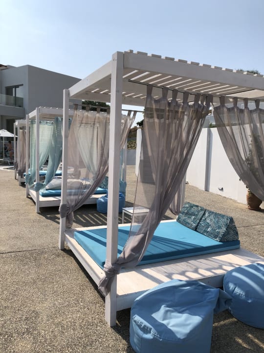 Pool Harmony Crest Resort & Spa