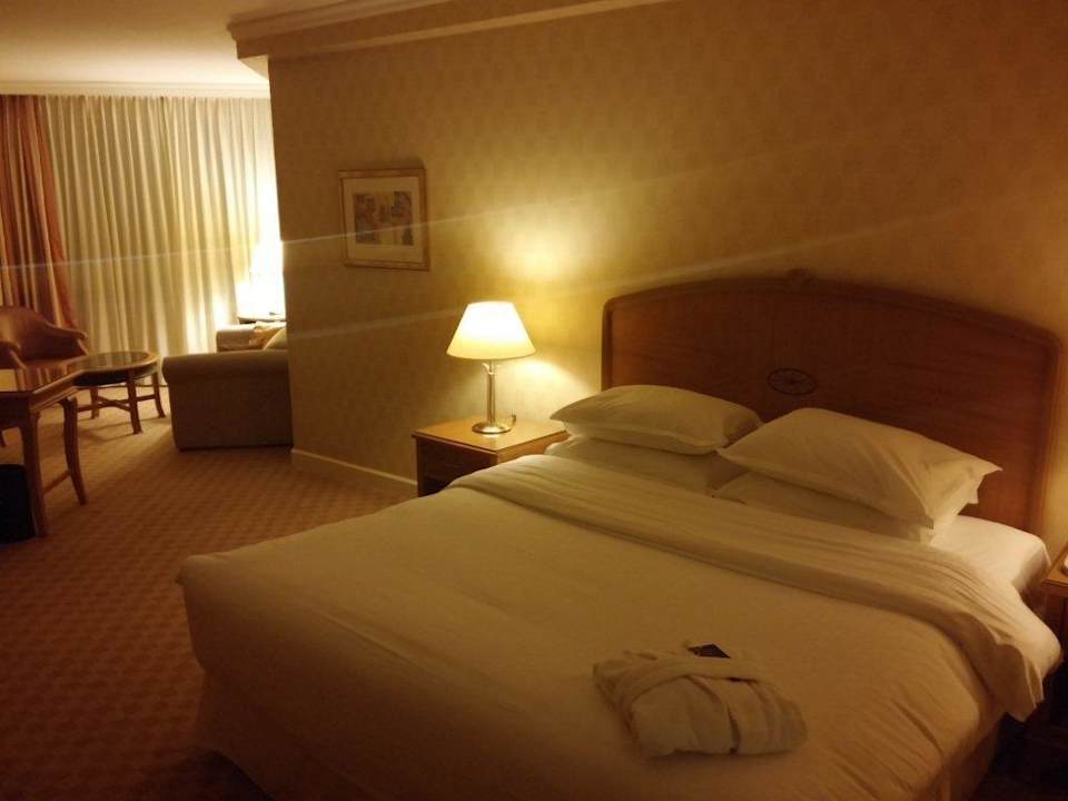 Łózko Sheraton Warsaw Hotel