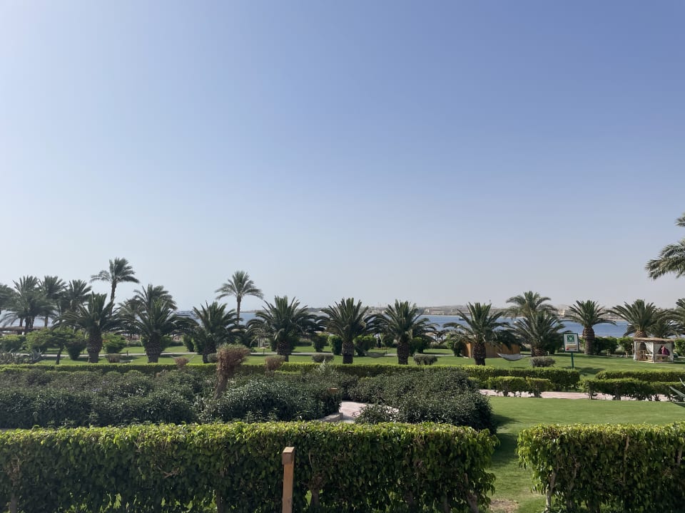 Gartenanlage Fort Arabesque - The West Bay