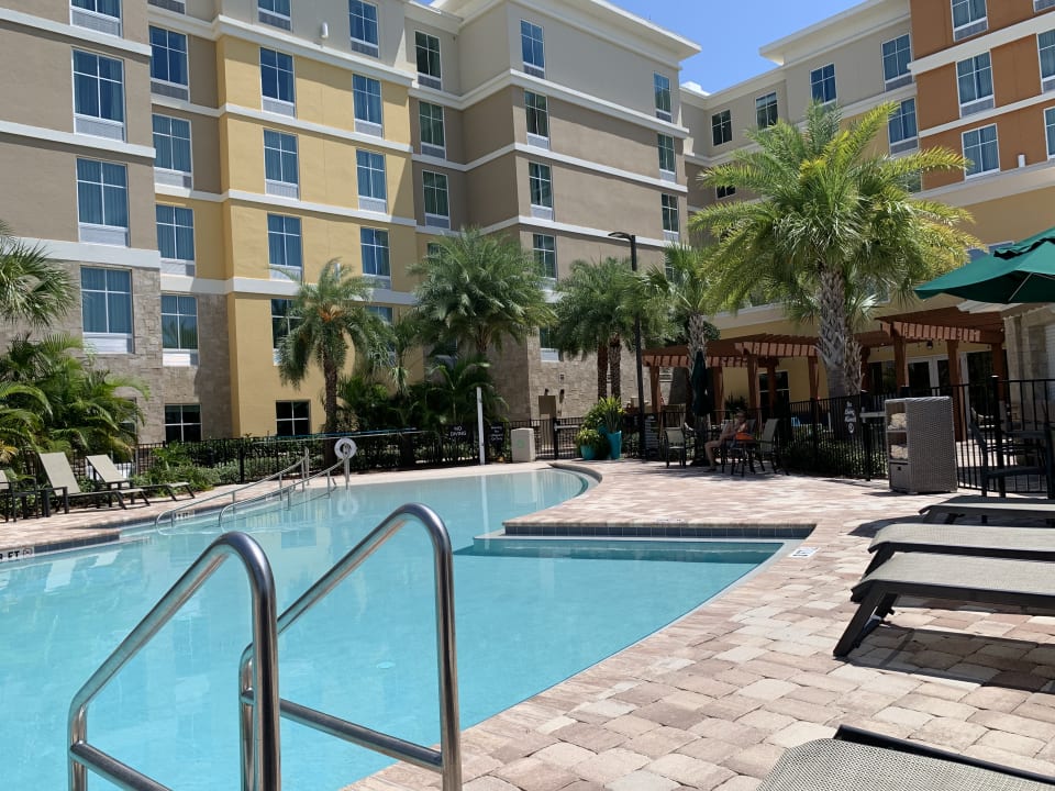 Pool Homewood Suites by Hilton Cape Canaveral-Cocoa Beach