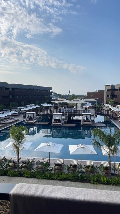 Pool Jacaranda Luxury Resort