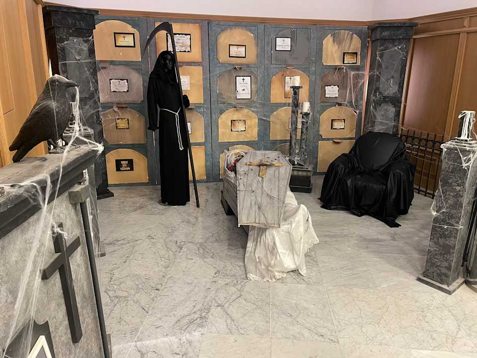 Lobby Bull Escorial & Spa