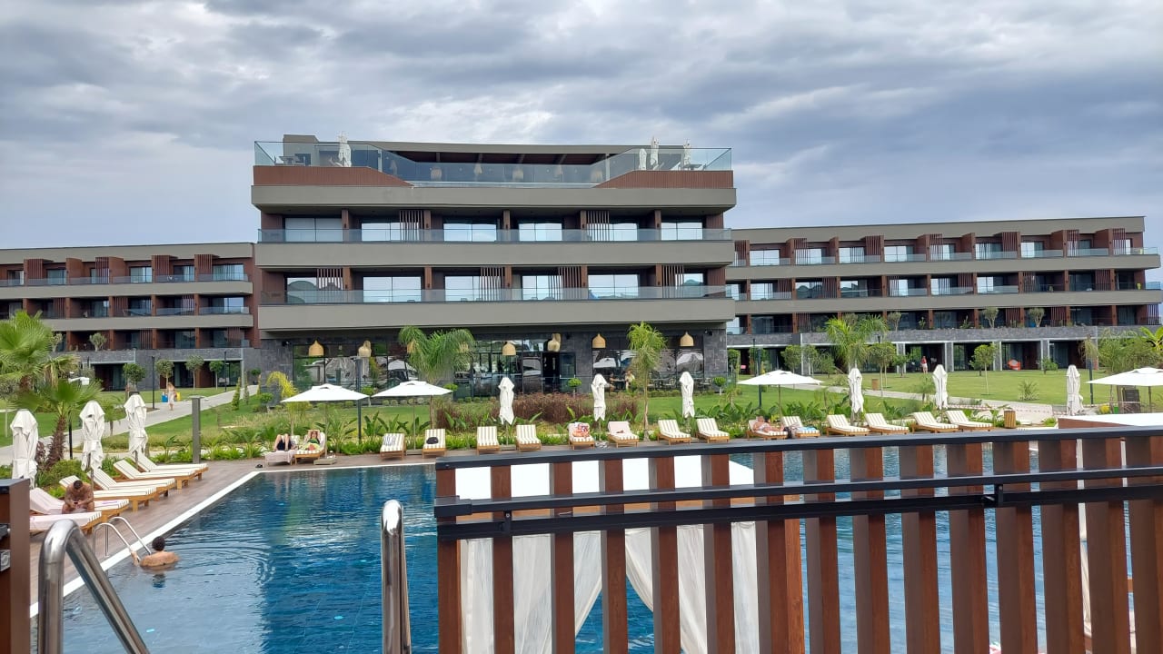 Pool Jacaranda Luxury Resort