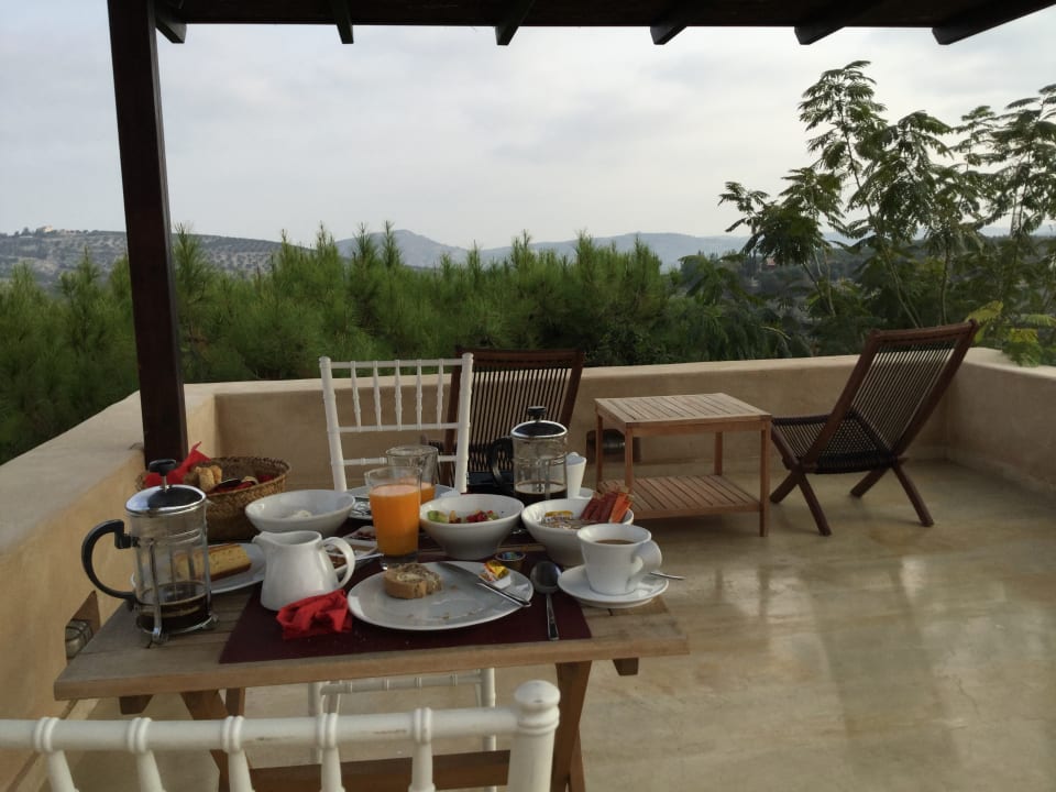 Gastro Scalani Hills Residences