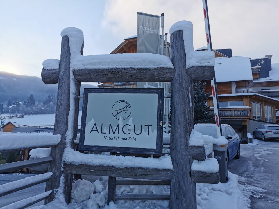 Außenansicht ALMGUT Mountain Wellness Hotel