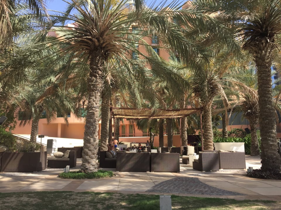 Gartenanlage Sheraton Hotel & Resort Abu Dhabi