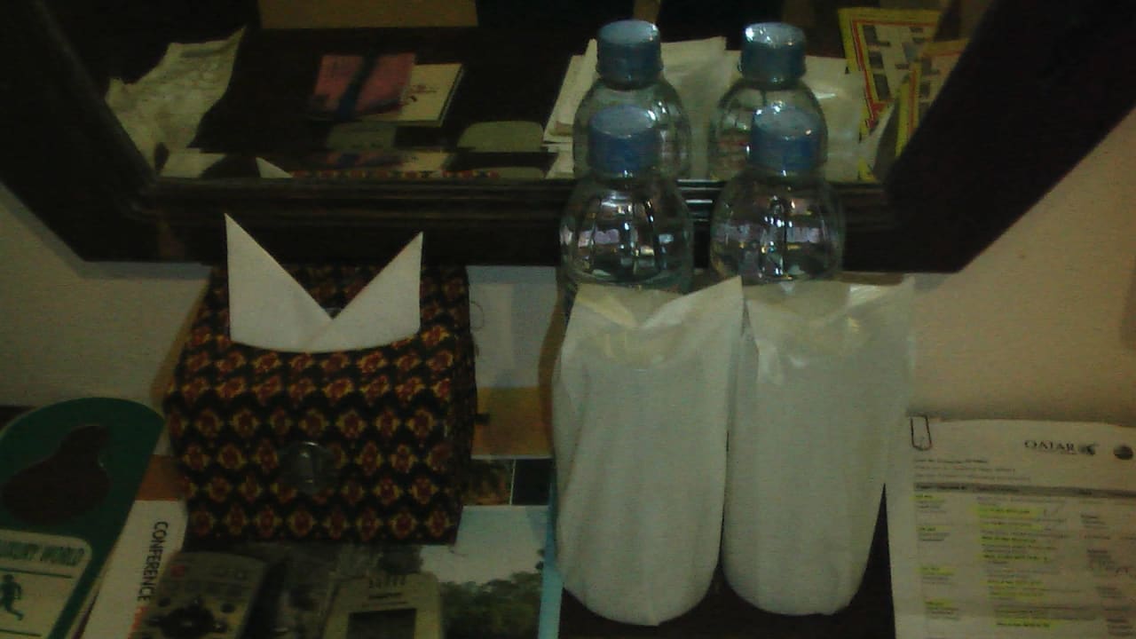 2 x 0,5 L Wasser kostenlos Hotel Luxury World