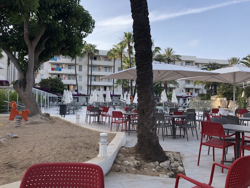 Gastro Hotel Rosella by Intelier