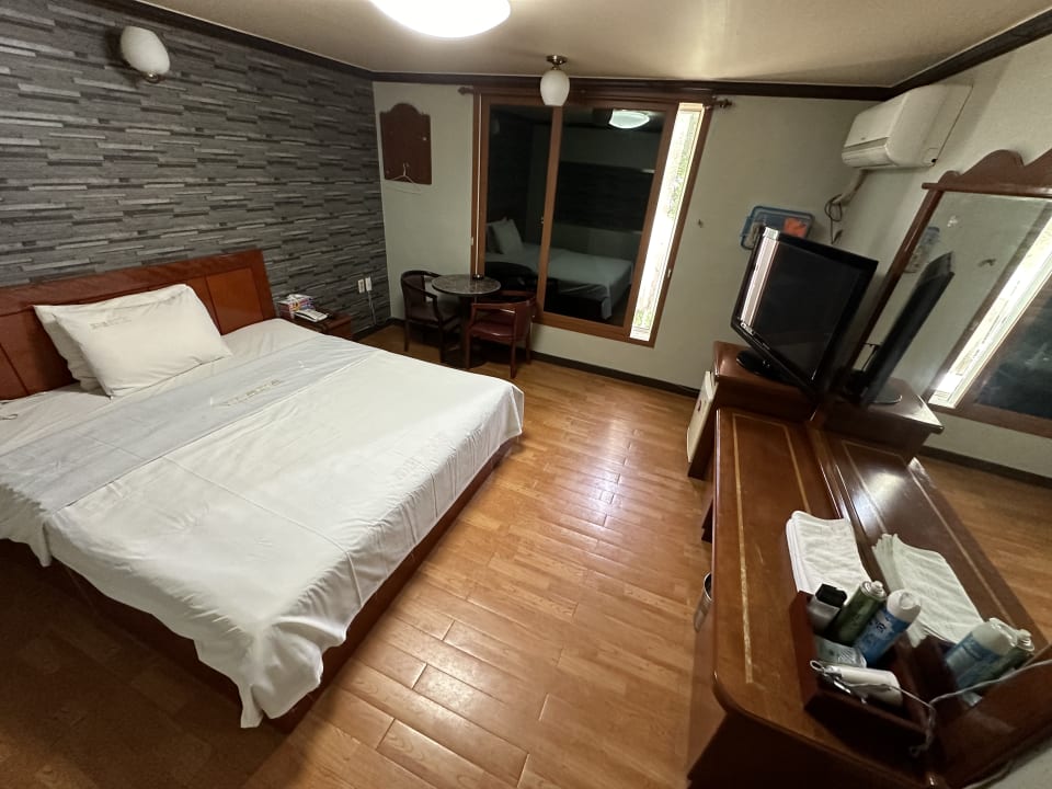 Zimmer Jeonju Geumamdong Tomato