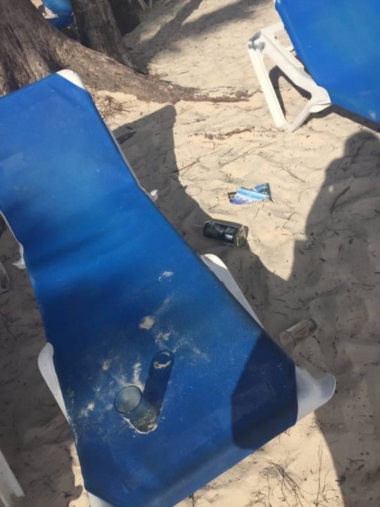 Morgens leider überall Müll Vista Sol Punta Cana