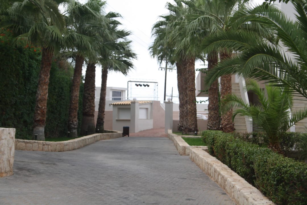 In der Anlage Grand Hotel Holiday Resort