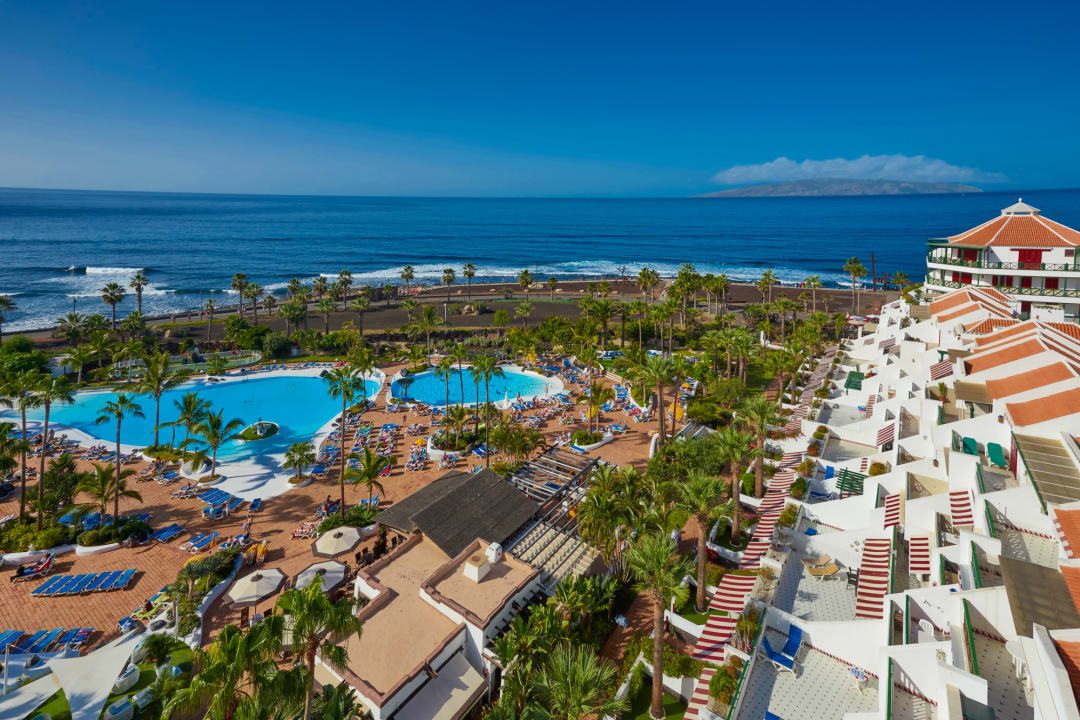 Pool Parque Santiago IV Official