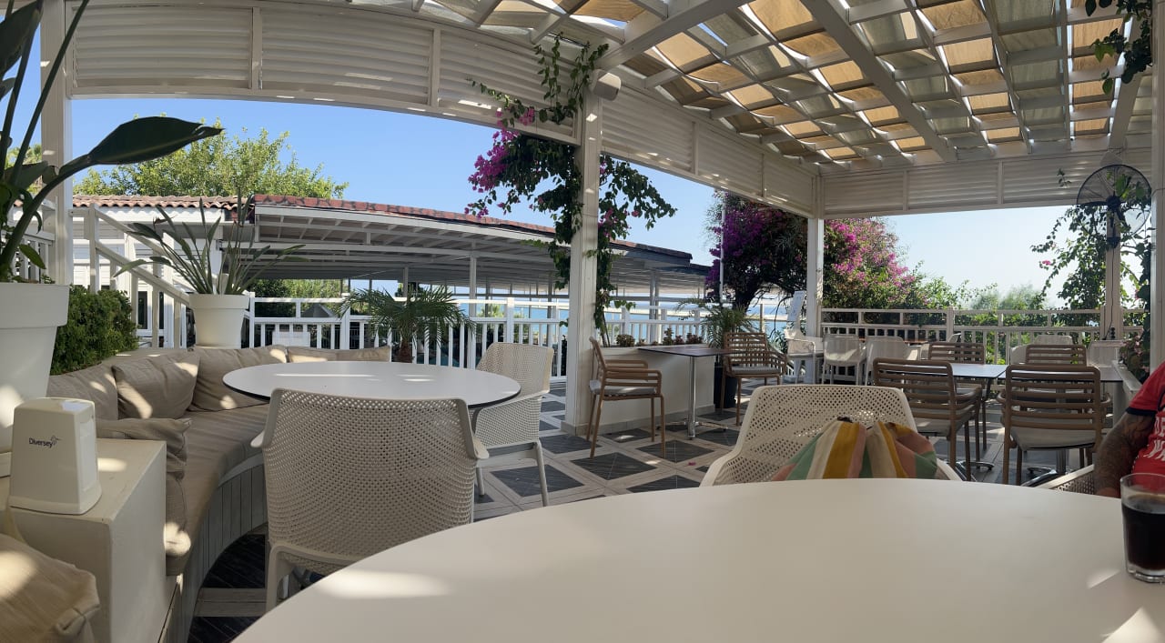 Gastro Can Garden Resort