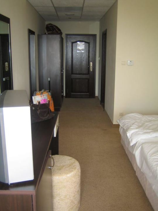 geräumiges Hotelzimmer HI Hotels Imperial Resort