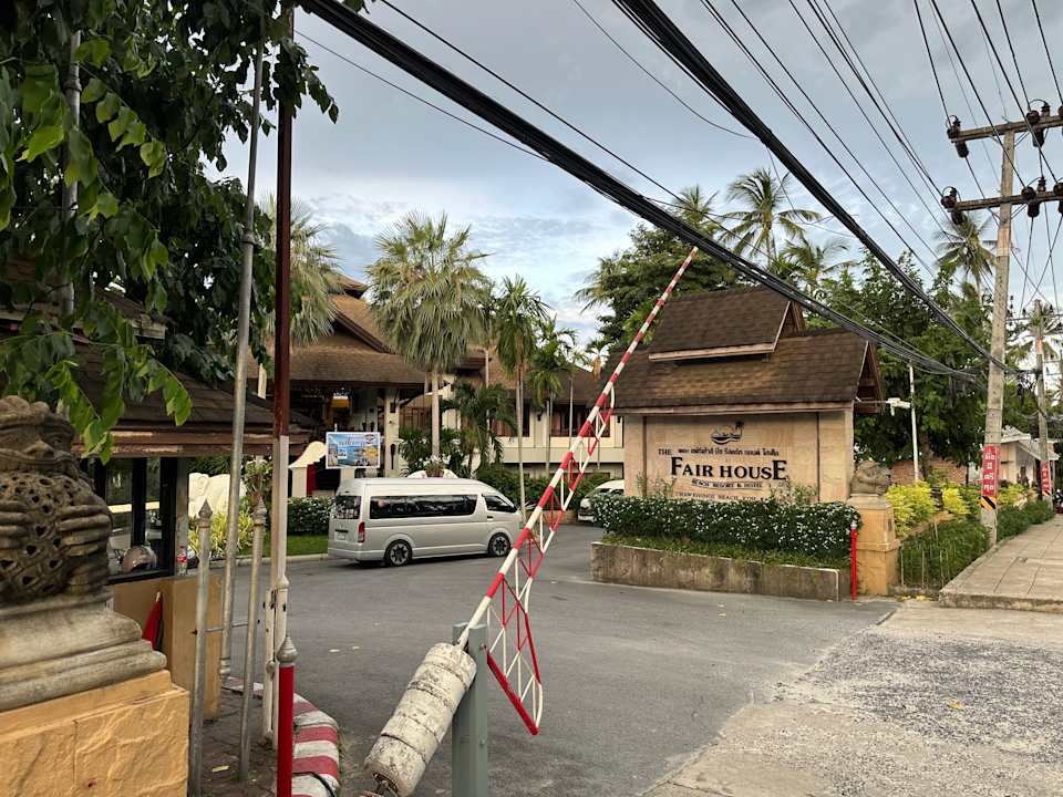 Außenansicht The Fair House Beach Resort