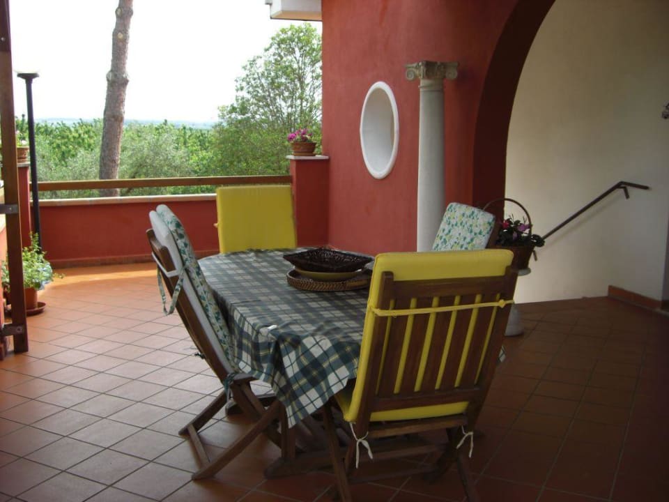 Teil der einladenden Terrasse Agriturismo Mancin
