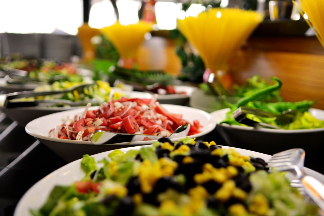 Gastro Royal Beach Club Hotel