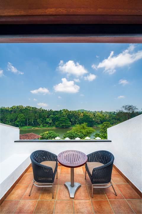 Außenansicht Hotel Cinnamon Citadel Kandy