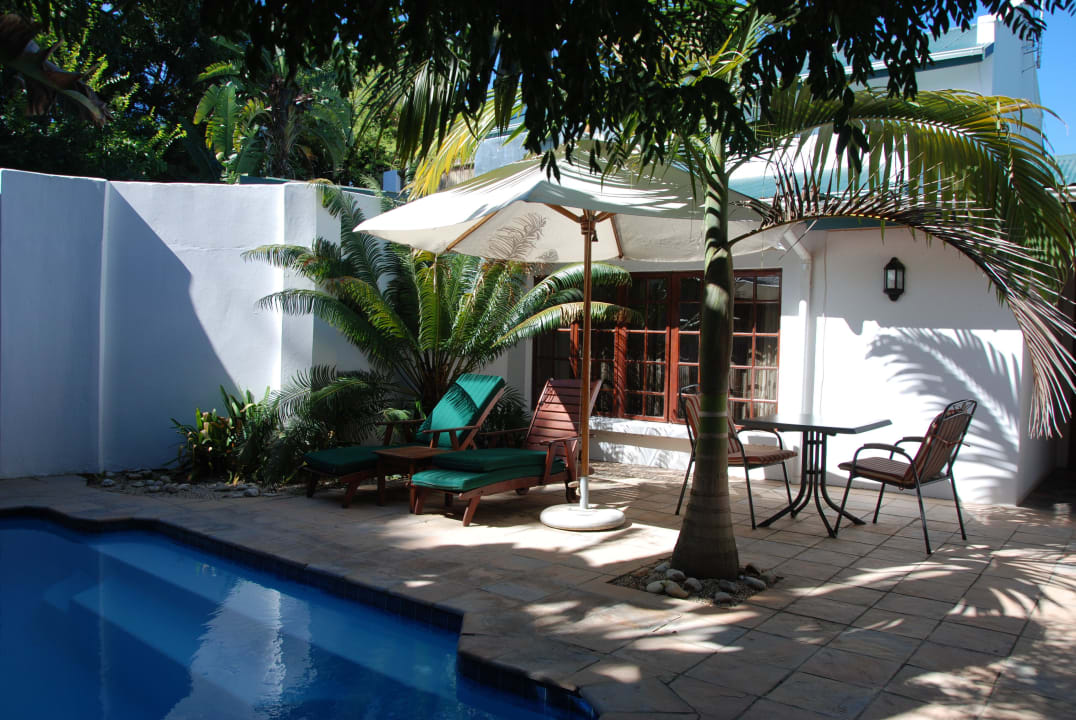 Pool und Bungalow Hotel Woodall Country House