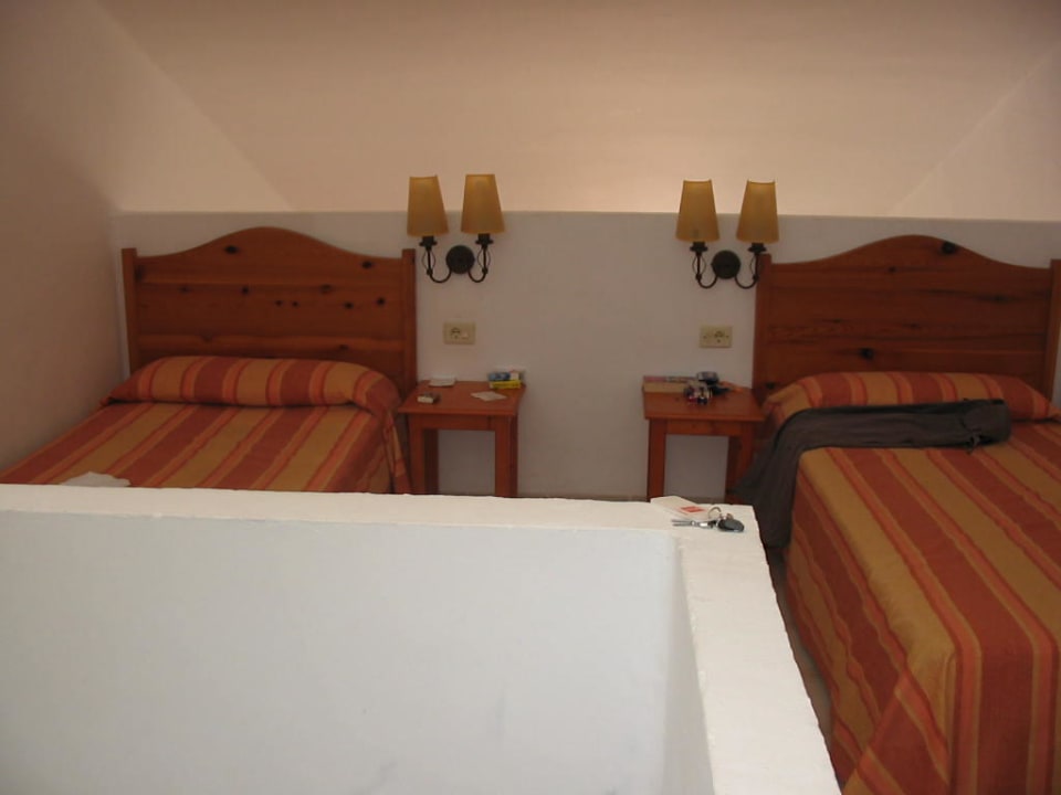 Schlafbereich obere Galerie Hotel Riu Oliva Beach Resort