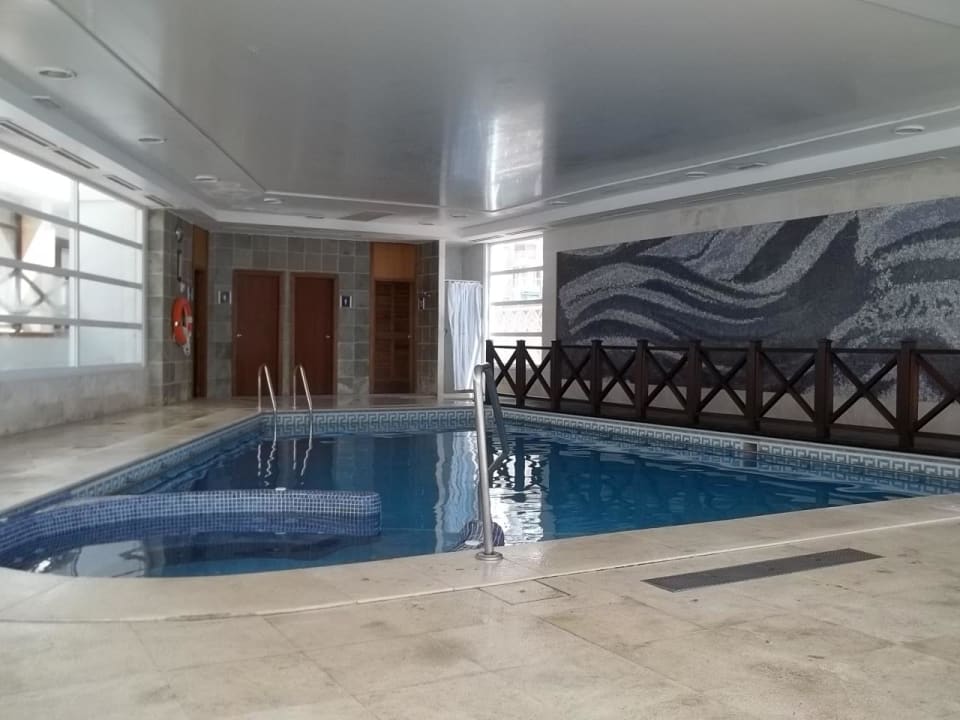 Hallenbad absolut dreckig Hotel HM Gran Fiesta