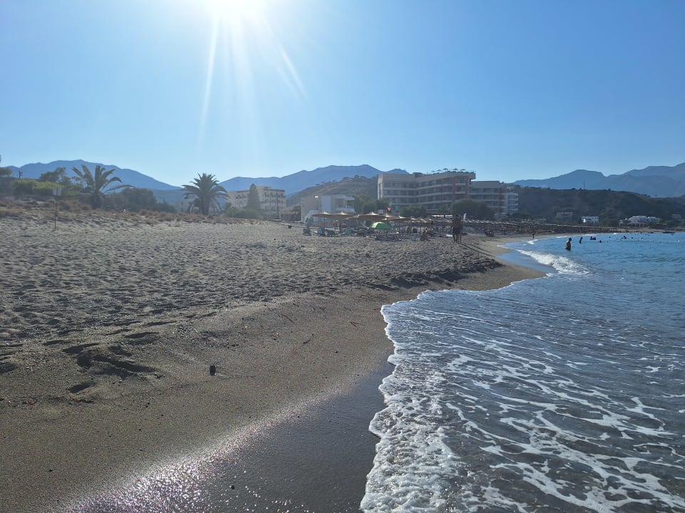 Strand Potideon Mare