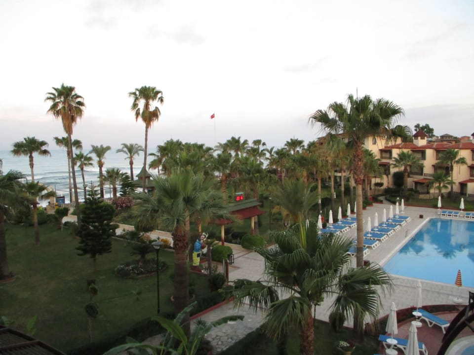 Blick vom Balkon Saphir Hotel & Villas
