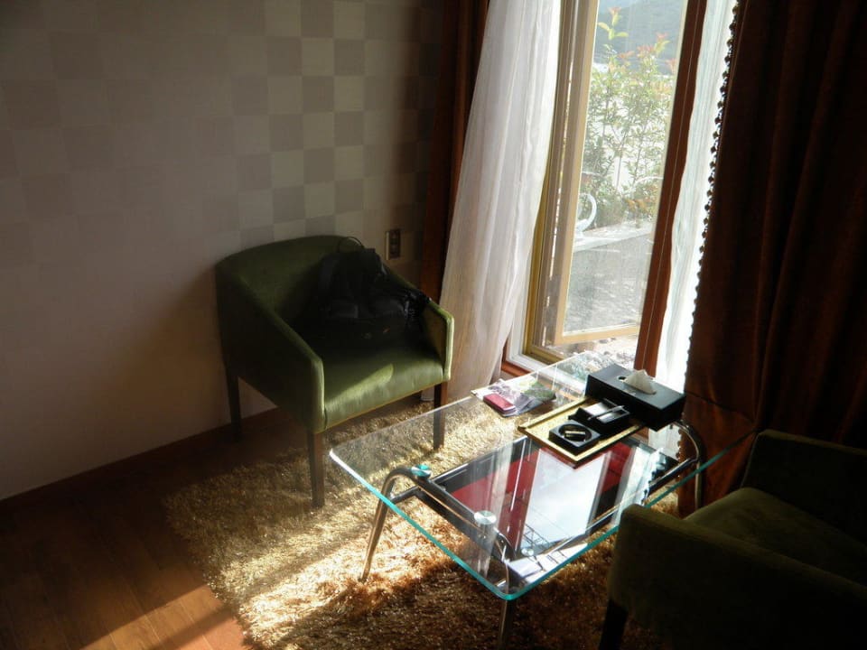 Camera Hotel Gallery