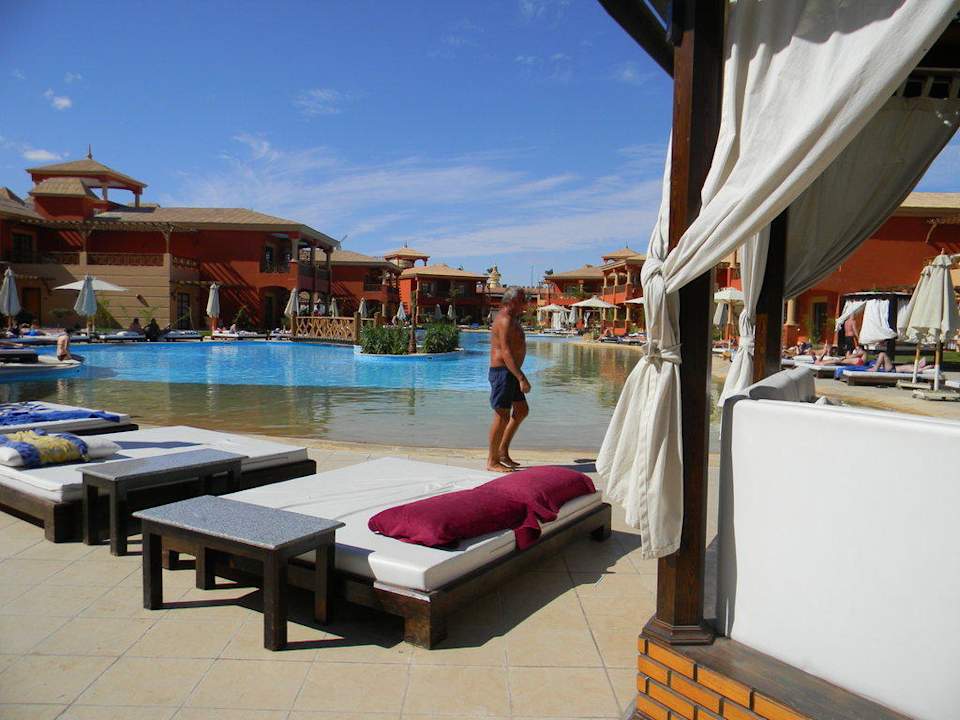 Neuer Pool 400 Pickalbatros Alf Leila Wa Leila Resort - Neverland Hurghada