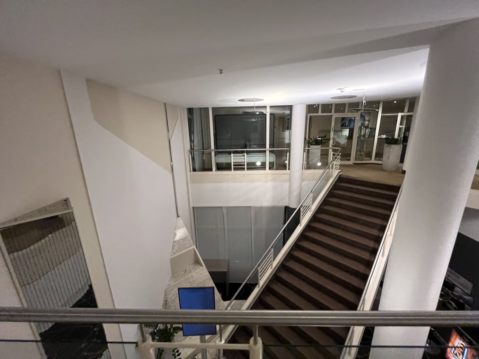 Lobby Essential by Dorint Frankfurt-Niederrad