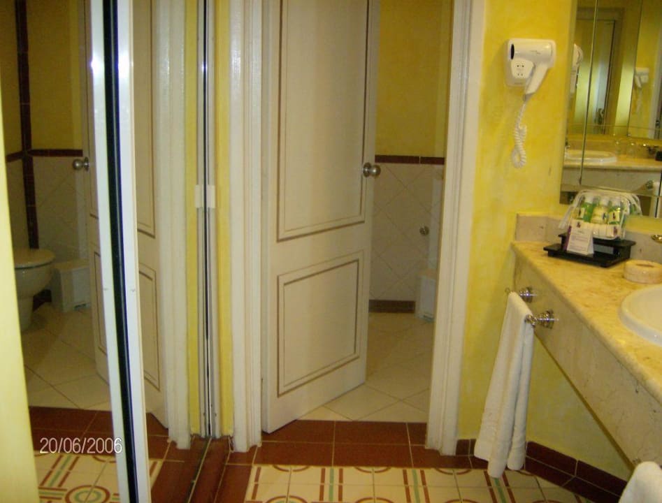 Waschbecken und Spiegelschrank Paradisus Varadero Resort & Spa