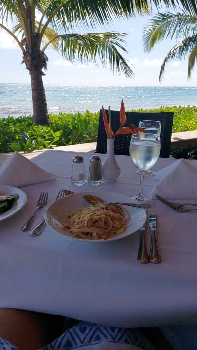 Gastro Akumal Bay Beach & Wellness Resort