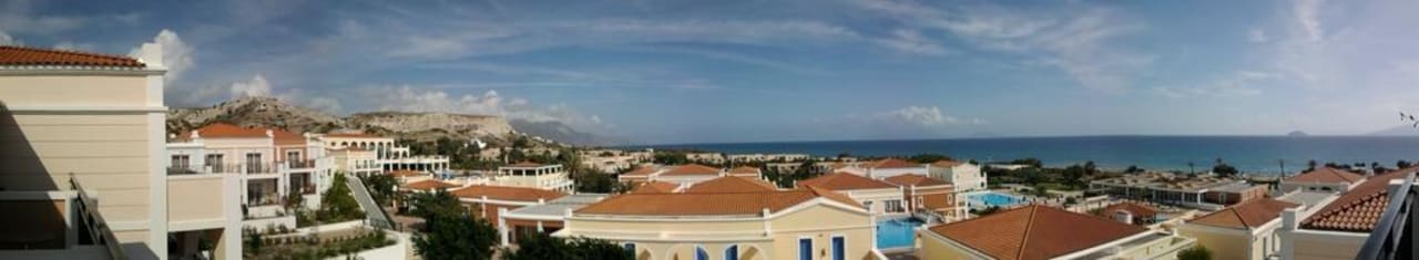 Panoramabild der gesamten Anlage Porto Bello Royal